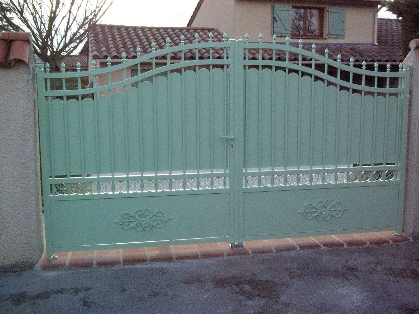 Pose de portail à Cugnaux en Haute-Garonne